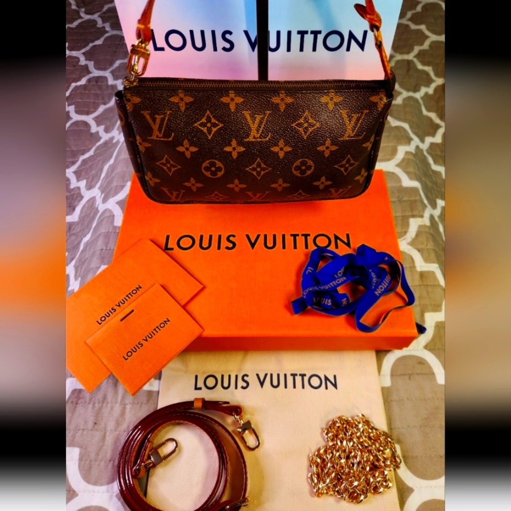 Louis Vuitton Pochette Accessoires Pouch DATE STAMPED AR0978